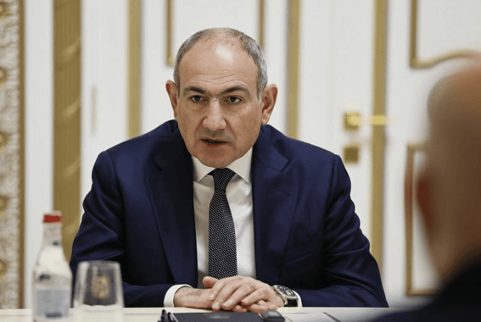 Paşinyan: "Ermənistan heç vaxt Azərbaycan ordusunu üstələyə bilməz"