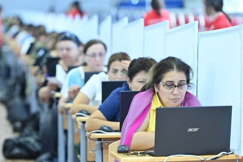 Müəllimlərin təkrar sertifikasiyasına başlanılır, maaşlar artırılacaq