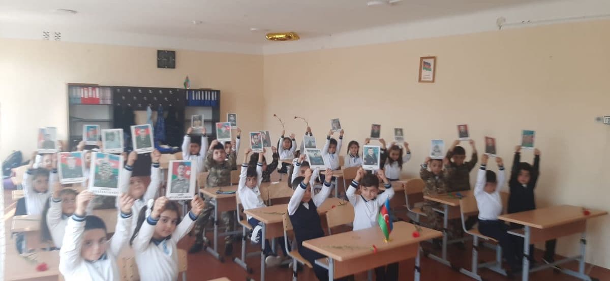 35 saylı məktəbdə Anım Günü ilə bağlı tədbir keçirilib
