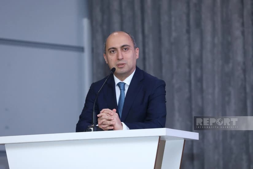 Nazir: Hər üç şagirddən biri minimal savadlılıq tələblərini ödəmir