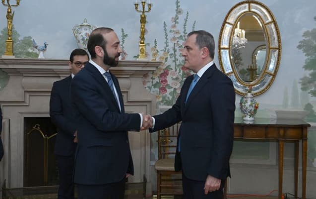 Azərbaycanla Ermənistan sülhlə bağlı bəzi maddələr üzrə razılaşdı