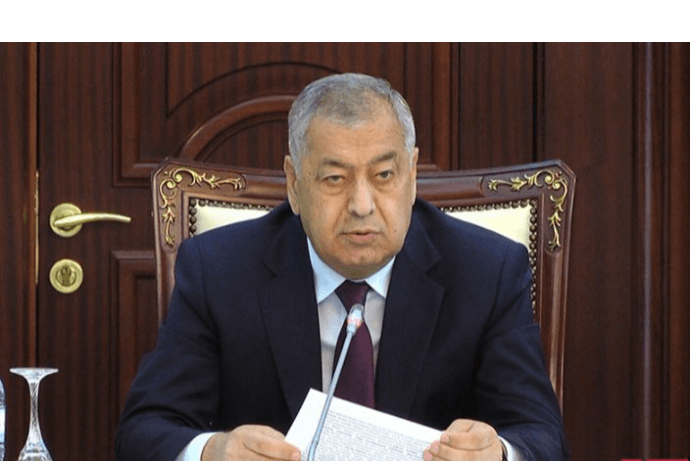 "Adlarını çəkmək istəmirəm, 1-2 bank ola bilər ləğv edilsin” - MÜSAHİBƏ