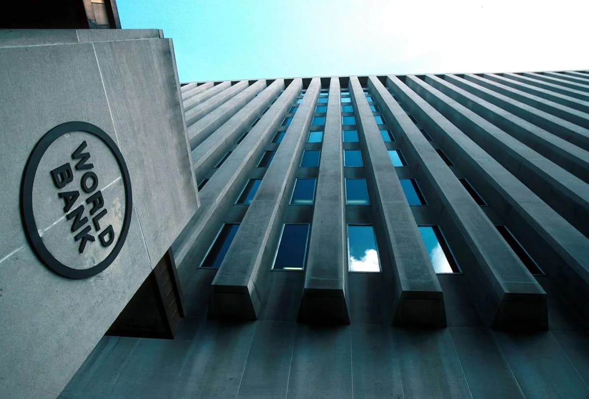 Dünya Bankı Azərbaycanda yaxın iki il üçün iqtisadi artım proqnozunu yüksəldib