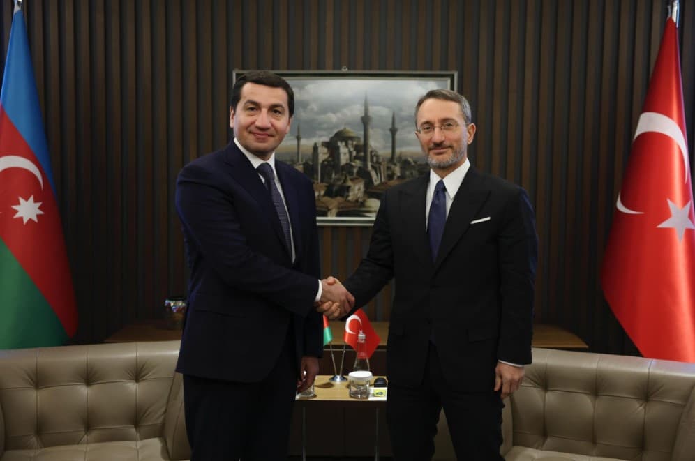 Hikmət Hacıyev Ankarada mühüm görüşlər keçirdi