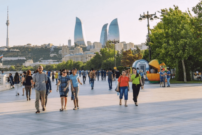 Azərbaycanda xoşbəxt yaşamaq üçün nə qədər qazanmaq lazımdır?