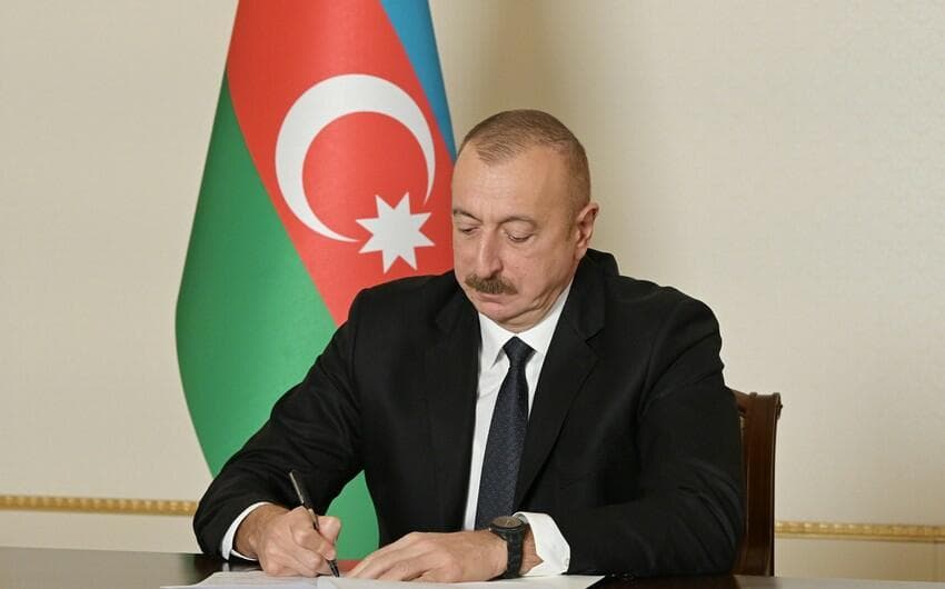 Prezident icra başçısını vəzifədən azad etdi - SƏRƏNCAM