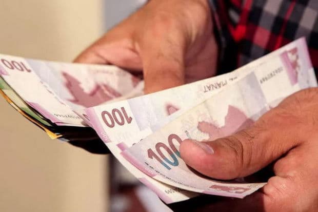 Əhalinin banklara borcu 9 milyard manatı keçib - BU İL 328 MİLYON MANAT ARTIB