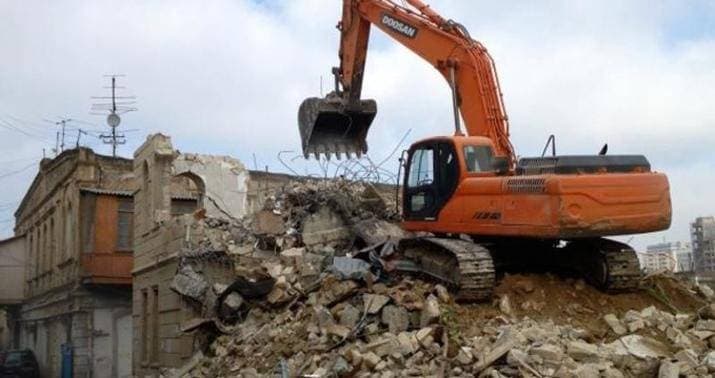 Bakının mərkəzində bəzi tikililər söküləcək – ərazilər